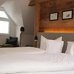 Szálloda Restaurant Peterle 3*