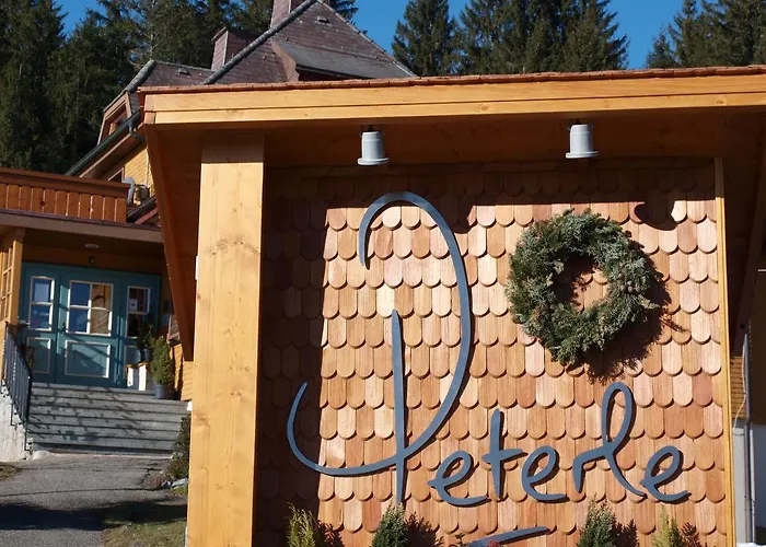 Restaurant Peterle فندق